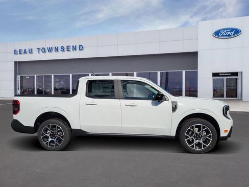 New 2025 Ford Maverick Lariat w/ 4K Tow Package image 3