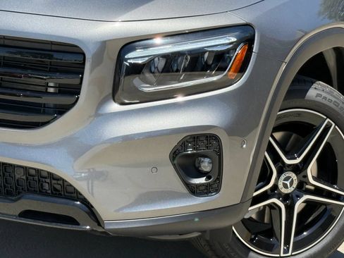 New 2026 Mercedes-Benz GLB 250 image 3
