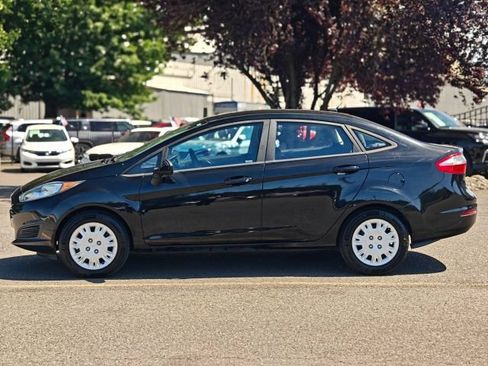 Used 2016 Ford Fiesta S FWD image 4
