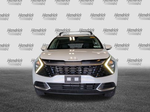 Used 2023 Kia Sportage EX AWD/4WD image 6