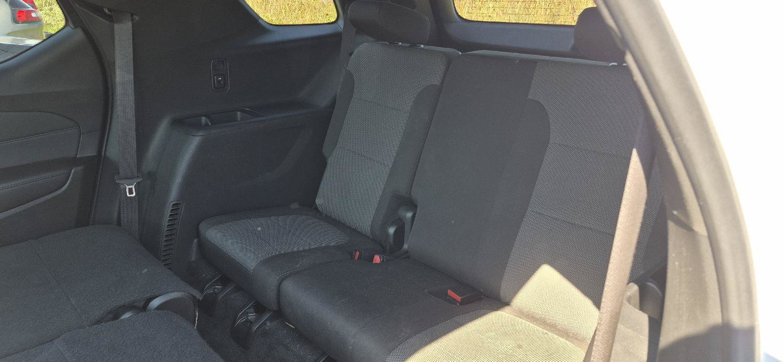 Used 2023 Chevrolet Traverse LT w/ LPO, Floor Liner Package AWD/4WD image 8