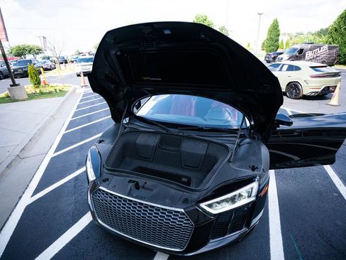 Used 2018 Audi R8 V10 AWD/4WD image 41