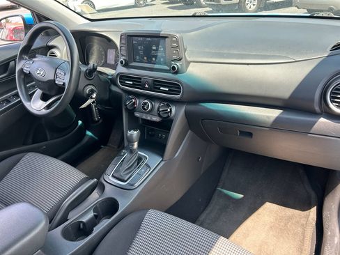 Used 2019 Hyundai Kona SE FWD image 28