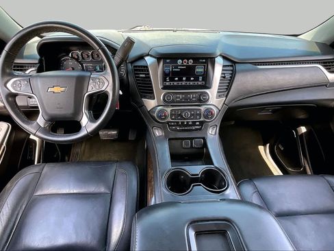 Used 2015 Chevrolet Suburban LT RWD image 14
