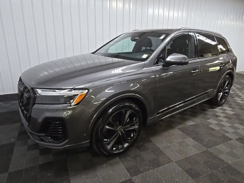Used 2025 Audi Q7 3.0T Premium Plus w/ Premium Plus Package AWD/4WD image 8