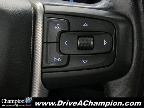 Used 2022 GMC Yukon Denali AWD/4WD image 36