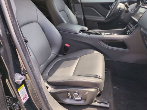 Used 2020 Jaguar F-PACE Premium AWD/4WD image 18