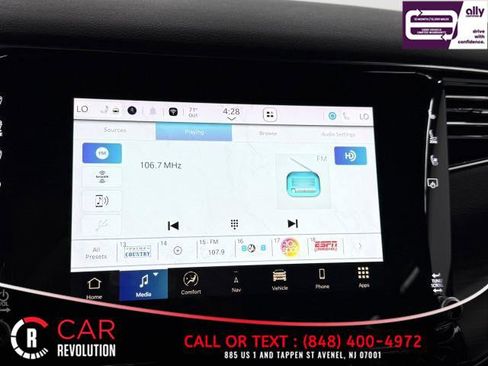 Used 2023 Jeep Wagoneer L Series II image 32