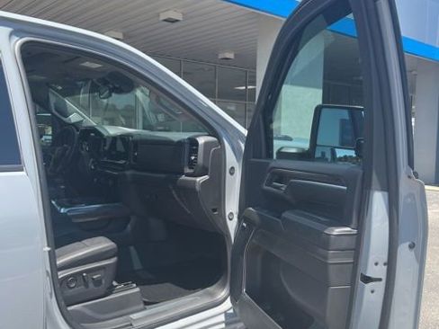 Used 2024 Chevrolet Silverado 2500 LTZ w/ LTZ Plus Package AWD/4WD image 20