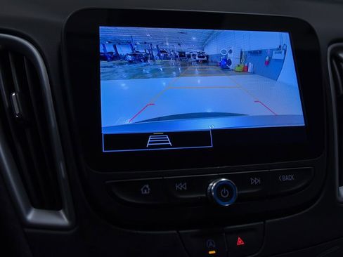 Used 2023 Chevrolet Malibu LT image 18