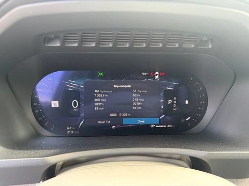 Used 2026 Volvo XC90 B6 Ultra AWD/4WD image 9