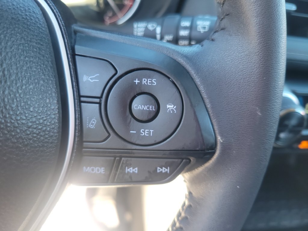 Used 2024 Toyota RAV4 XLE Premium FWD image 21