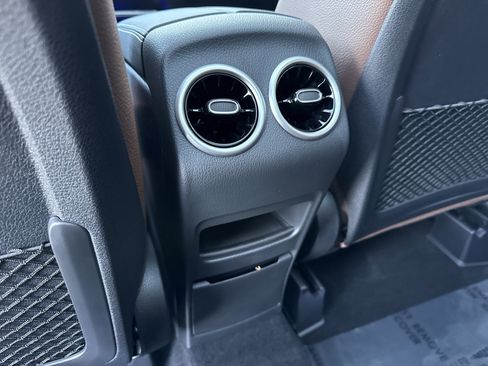 New 2026 Mercedes-Benz GLB 250 image 31