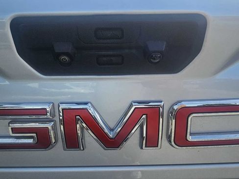 Used 2023 GMC Sierra 2500 Denali AWD/4WD image 8