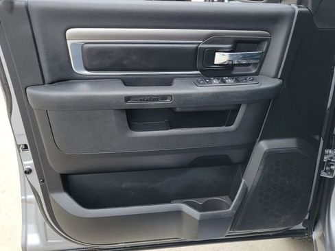 Used 2023 RAM 1500 Classic Warlock w/ Electronics Group AWD/4WD image 7