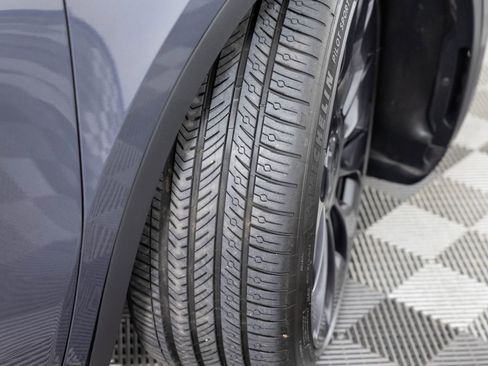 Used 2023 Tesla Model Y Performance image 43