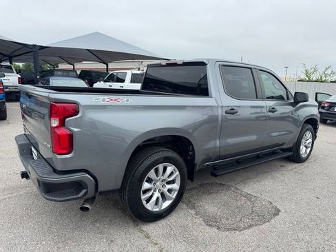Used 2020 Chevrolet Silverado 1500 Custom w/ Custom Value Package AWD/4WD image 6