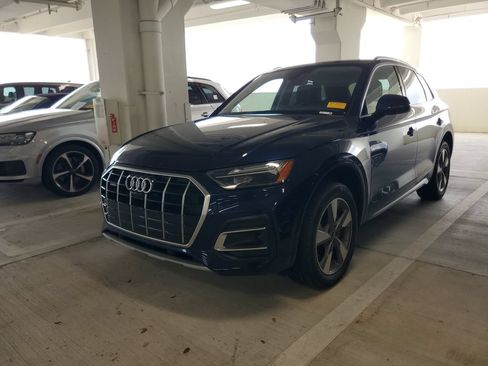 Used 2023 Audi Q5 2.0T Premium Plus w/ Premium Plus Package AWD/4WD image 1