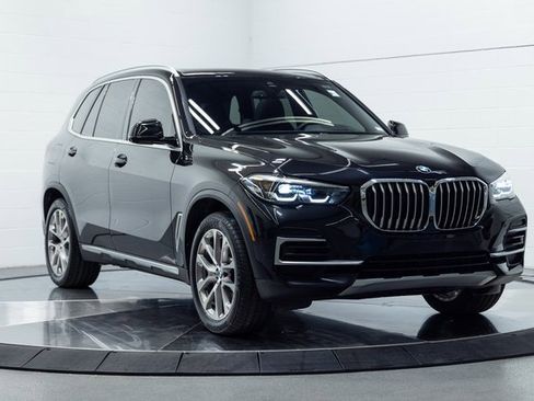 Certified 2022 BMW X5 xDrive40i w/ Premium Package image 4