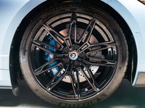 Used 2023 BMW M2 w/ Lighting Package RWD image 30