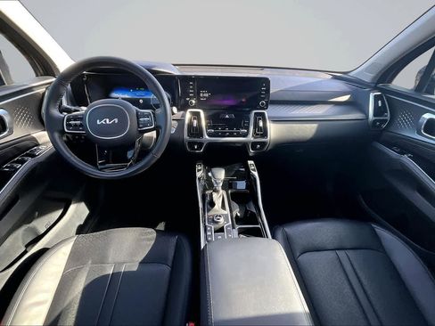 Used 2023 Kia Sorento SX AWD/4WD image 10