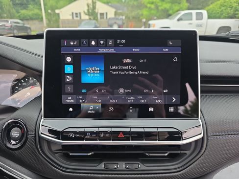 New 2026 Jeep Compass Latitude AWD/4WD image 21