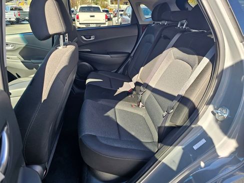 Used 2023 Hyundai Kona SE image 21