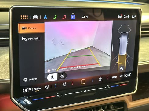 New 2025 Volkswagen ID. Buzz Pro S image 19