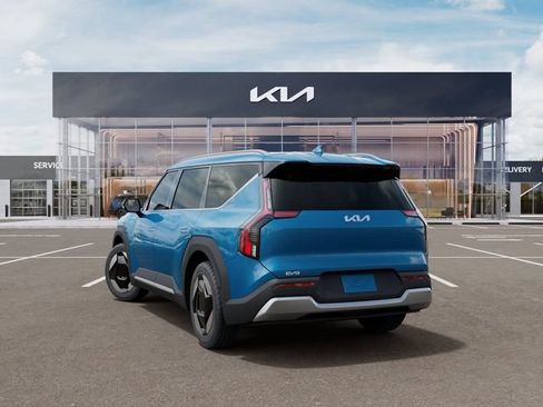 New 2026 Kia EV9 Wind AWD/4WD image 5