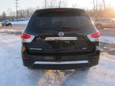 Used 2013 Nissan Pathfinder S w/ Cargo Pkg image 4