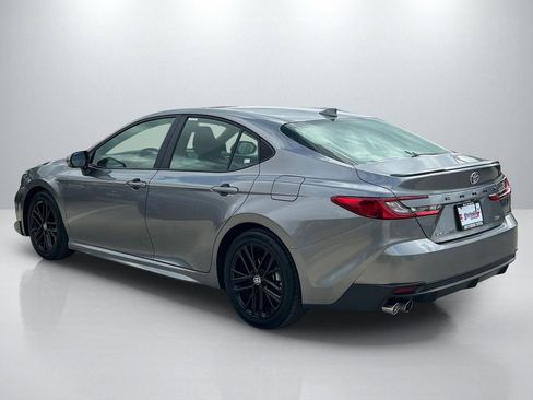 Certified 2025 Toyota Camry SE FWD image 7