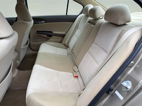 Used 2010 Honda Accord LX-P image 25