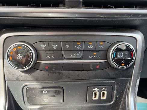 Used 2021 Ford EcoSport SE image 18