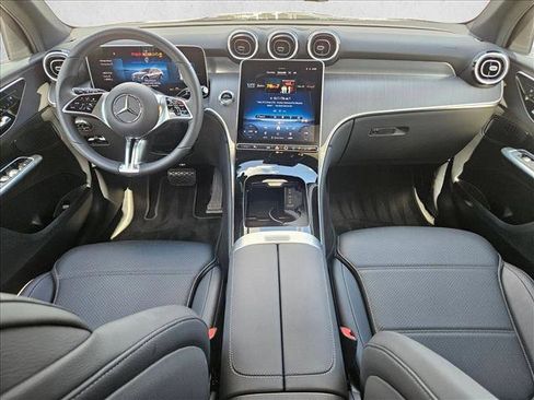 Certified 2026 Mercedes-Benz GLC 300 image 17