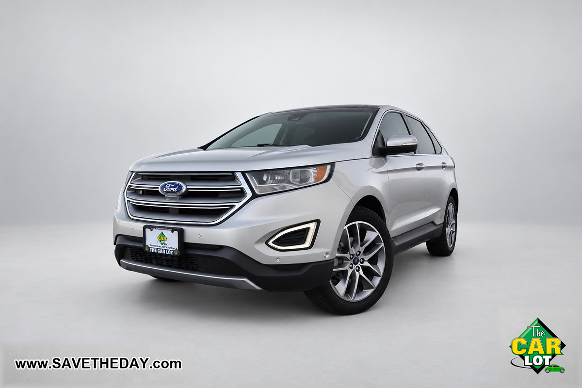 Used 2018 Ford Edge Titanium w/ Equipment Group 302A FWD image 1