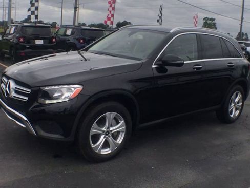 Used 2018 Mercedes-Benz GLC 300 image 4