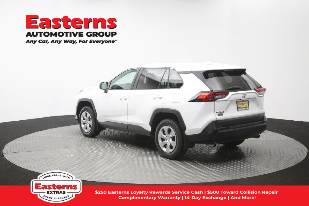 Used 2023 Toyota RAV4 LE AWD/4WD image 64