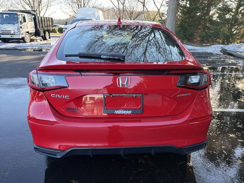 Used 2024 Honda Civic Sport image 9