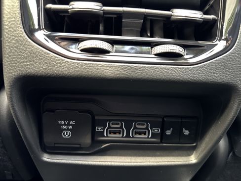 New 2025 Jeep Grand Cherokee Limited w/ MOPAR Finishing Package image 25