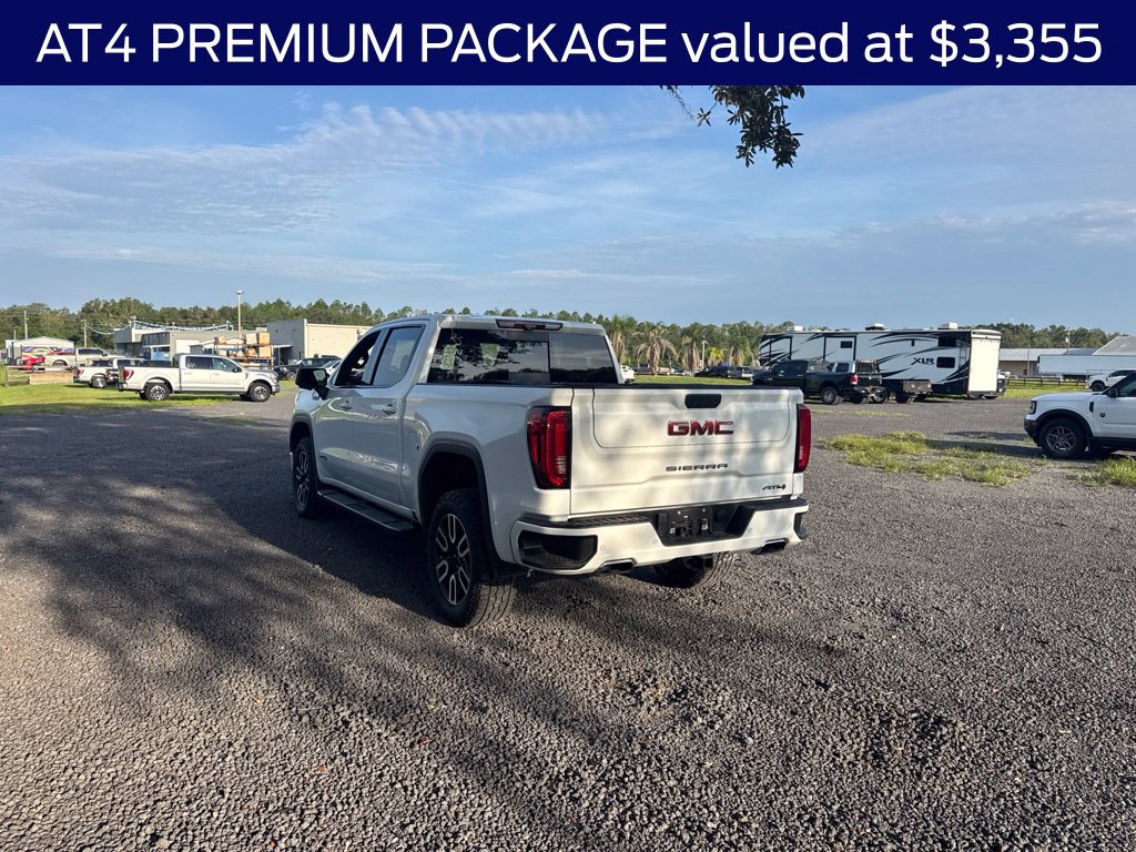 Used 2020 GMC Sierra 1500 AT4 w/ AT4 Premium Package AWD/4WD image 4