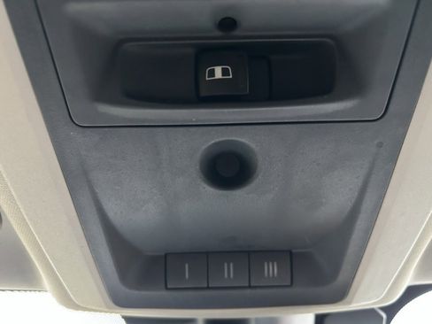 Used 2015 RAM 1500 Laramie w/ Convenience Group image 34