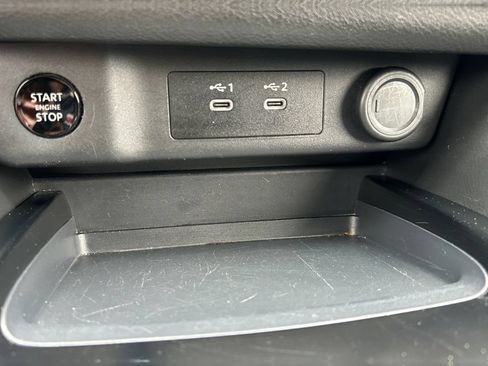 Used 2024 Nissan Rogue SV FWD image 28