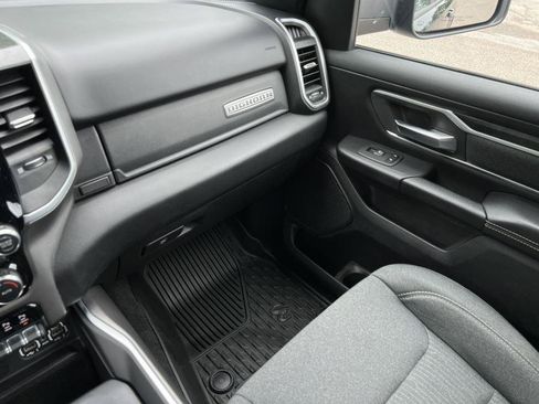 Used 2019 RAM 1500 Big Horn AWD/4WD image 34