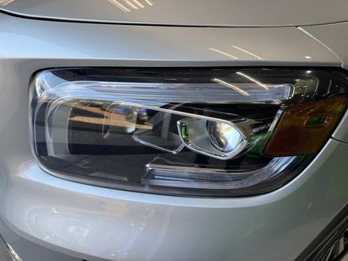 Used 2021 Mercedes-Benz GLB 250 image 15