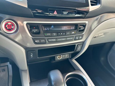 Used 2016 Honda Pilot EX-L image 17