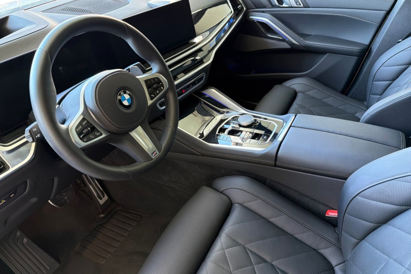 Used 2025 BMW X6 xDrive40i w/ Premium Package AWD/4WD image 9