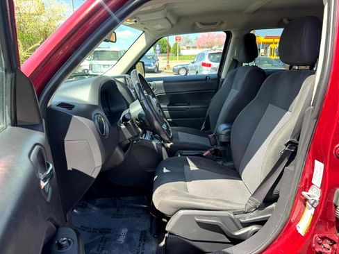 Used 2016 Jeep Patriot Latitude image 10
