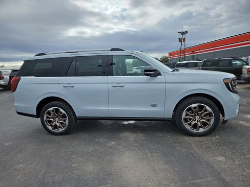 New 2025 Ford Expedition King Ranch image 14