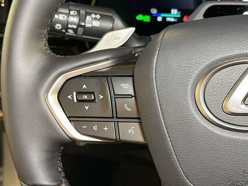 New 2026 Lexus RX 450h AWD image 25