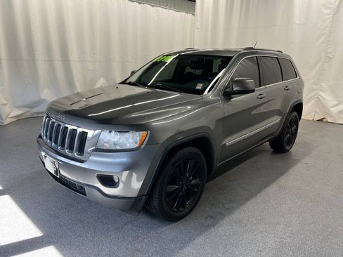 Used 2012 Jeep Grand Cherokee Laredo AWD/4WD image 1